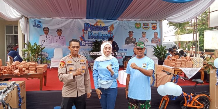 Rangkaian Hari Jadi KBB Ke 18, Kecamatan Ngamprah Gelar Pesta Rakyat